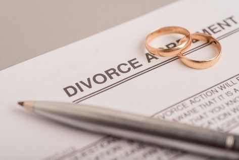 Find expert divorce lawyers in OKC to guide you through the divorce process with compassion and professionalism, ensuring a fair resolution for your family. #DivorceLawyersOKC Ad Rings, Dissolution Of Marriage, Custody Agreement, Cheating Spouse, Divorce Law, Civil Procedure, Family Law Attorney, Divorce Process, Parental Rights