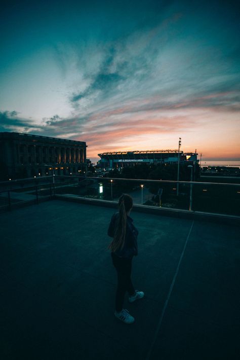 Capture the best photography spots in Cleveland with this complete list! We're sharing the top 20 best instagram spots in Cleveland Ohio where the best views are and amazing photo ops in the city. #Ohio #Cleveland #instagram #photography #downtown #bestviews #travel #summer #rustbelt #photo #explore #roadtrip #road #trip #vsco Alexis Moore, Satisfying Pics, Vsco Ideas, Royal Photography, Shoot Poses, Rocky River, Travel Photography Tips, Escape Reality, Dream Places