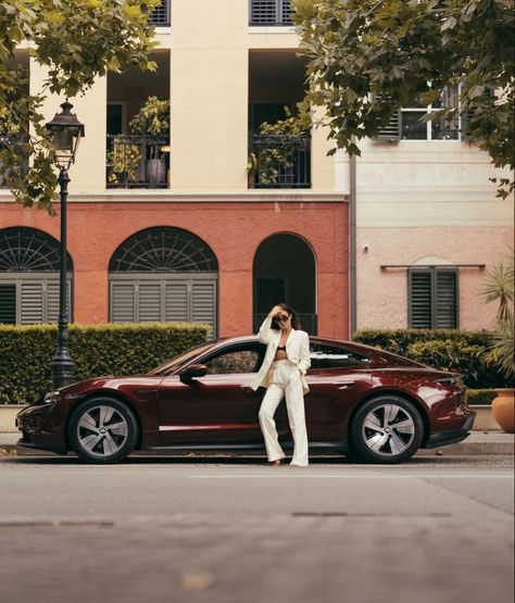 Porshe Mom Aesthetic, Bentley Photoshoot, Lotus Photoshoot, Car Influencer, Porsche Photoshoot, Mom Cars, Porsche Aesthetic, Car Shoot, Classic Car Photoshoot