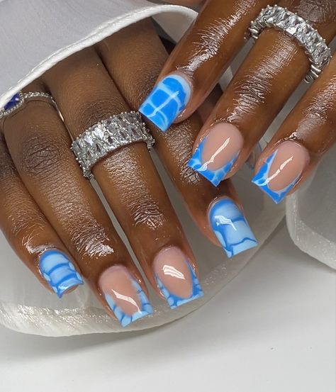 Short nails Short Set Design Nails, Purple Baddie Nails Short, Short Square Nail Inspo 2024, Acrylic Nails Blue Design, Short Square Summer Nails 2024, Blue Acrylic Nails Ideas Summer, Short Cruise Nails, Cute Baby Blue Nails Short, Short Blue Square Nails