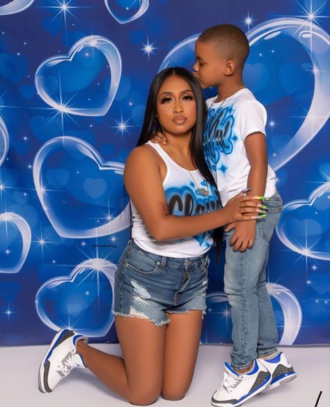 Mommy Son Photoshoot Black, Mommy And Son Photo Shoot, Mommy Son Pictures, School Dance Outfits, Mommy Son Outfits, Son Photoshoot, 2000s Photoshoot, Mother Son Photos, Sibling Photo Shoots