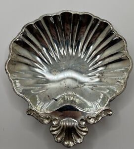 antique silver soap dish for sale | eBay Rare Shells, Antique Trinkets, Shell Bathroom, Shell Sink, Vintage Bathroom Accessories, Bathroom Display, Vintage Trinkets, Victorian Style Bathroom, Quirky Bathroom