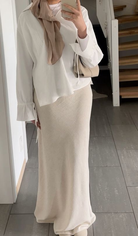 Fashion Outfits 2022, Hijabi Fashion Summer, Modest Outfits Muslim, Muslim Outfit, Outfit Modest, Hijabi Outfit, Modesty Outfits, Muslim Outfits Casual, Modest Summer Outfits