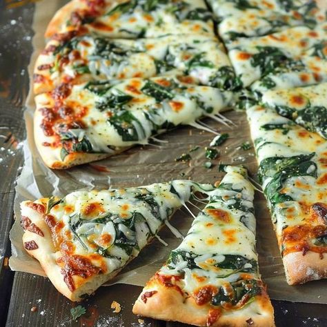 Grandma Foodie recipes Mediterranean Diet Recipes For Beginners, Tzatziki Chicken, White Pizza Recipes, Garlic Pizza, Spinach Pizza, Pizza Ideas, Cauliflower Soup Recipes, Garlic Spinach, Whole Wheat Pizza