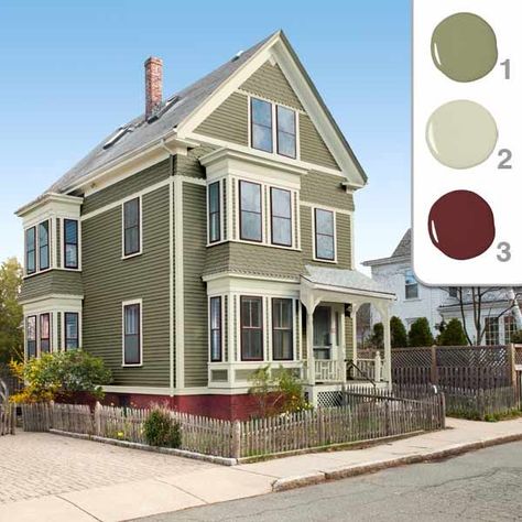 Picking the Perfect Exterior Paint Colors - This Old House Green Exterior House Colors, Exterior Color Combinations, Exterior Paint Schemes, Cambridge House, Exterior House Colors Combinations, Color Combinations Paint, Exterior House Color, Craftsman Exterior, Pintura Exterior