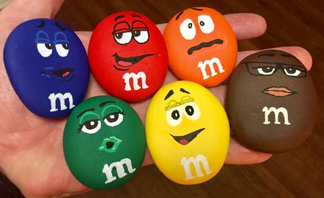 M&M painted rocks Pebbles Art, Funny Rock, Senior Center, M And M, Rock Painting Ideas, Painted Rocks Kids, Center Activities, Painted Rocks Diy, Rock Painting Ideas Easy