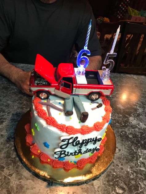 Mechanics Birthday Cake, Mechanic Birthday, Mechanics Birthday, Truck Birthday Cake, Truck Birthday Cakes, 25th Birthday Cakes, Cars Birthday Cake, Truck Cakes, Dropped Trucks