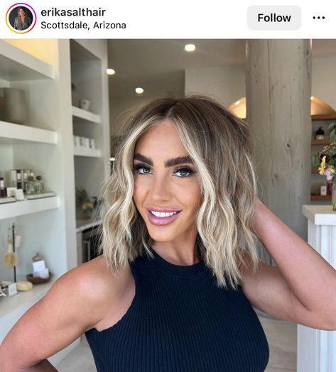 Short Hair With Blonde Money Pieces, Dimensional Blonde Long Bob, Blonde Root Melt Short Hair, Cool Blonde Balayage Short Hair, Bob Hair Inspiration, Blonde Short Hair Dark Roots, Sandy Blonde Hair With Money Piece, Ashy Blonde Lob, Reverse Balayage Bob