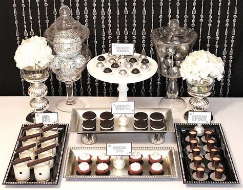 Black & White Glamourous Sweet Table 2 by larry_odebrecht, via Flickr White Dessert Tables, Black Dessert, Christmas Dessert Table, White Desserts, Black White Parties, Gratis Printables, Silver Party, Dessert Buffet, Candy Table