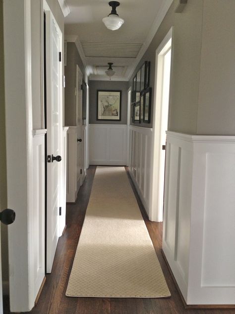 Carpet Remnants, Upstairs Hallway, Narrow Hallway, Style At Home, Decor Minimalist, Wainscoting, Hallway Decorating, Home Fashion, My Dream Home