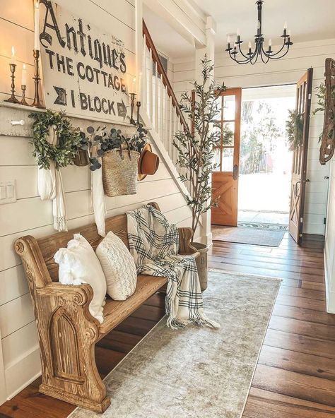 We love everything about this vintage farmhouse entryway! ⁠ +TAP the photo or link in bio for a similar look!!⁠ ⁠ 📸 @lakefrontfarmhouse⁠ ⁠ #entryway #mudroom #entrywayrug #entrywayideas #entrywayinspo #entrywaygoals #entrywaydesign #neutralhome #modernfarmhouse #farmhouselove #farmhouseliving #cozyspaces #modernfarmhousestyle #entrwaydecor #entrydecor #farmhousechic #cottagestyle #farmhousedecor #farmhousestyle #farmhouseinspo #farmhouseinspired #farmhousedesign Entryway Decor Ideas Modern, Modern Farmhouse Entryway Ideas, Shiplap Staircase, Shiplap Entryway, Farmhouse Staircase, Rustic Staircase, Foyer Ideas Entryway, Entry Way Ideas, White Shiplap Wall