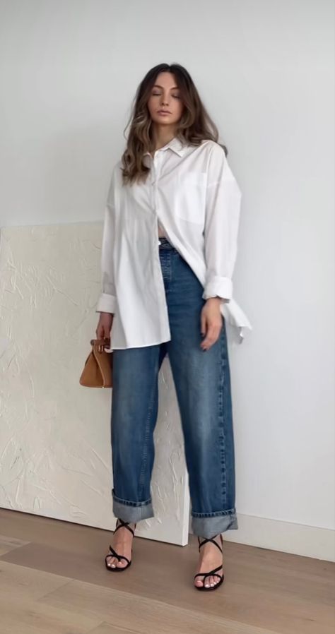 Loose White Shirt Outfit Women, Cos Outfit, White Shirt Outfits, Coachella Fashion, Womens Fashion Inspiration, Modest Fashion Outfits, Casual Work Outfits, Feminine Outfit, Casual Fall Outfits