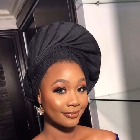 #gele #nigerianwedding Aso Oke Headtie Styles, Black Gele Styles, Small Gele Styles, African Gele Styles, Asoke Gele Styles, Simple Gele Styles For Asoebi, Simple Gele Style, Simple Gele Styles Head Wraps, Simple Gele Styles