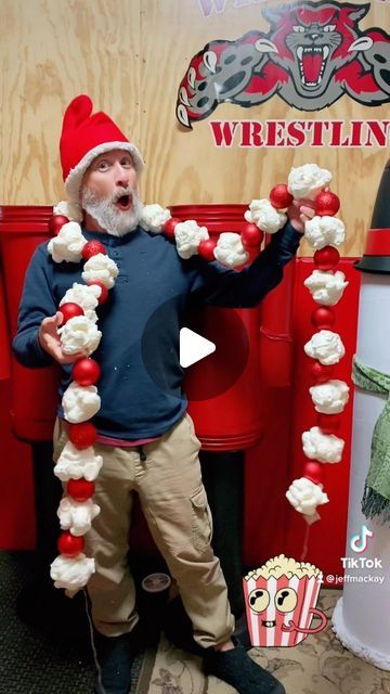 Jeff MacKay on Instagram: "Popcorn Garland DIY tutorial on Patreon link in bio #christmasdecor #christmasdiy #diy #artsandcrafts #giantcandy #crafts" Diy Christmas Popcorn Garland, Popcorn Decorations Diy, Diy Popcorn Garland, How To Make Popcorn Garland, Fake Popcorn Garland, Popcorn Strands For Christmas Tree, Christmas Popcorn Garland, Diy Popcorn Decorations, Diy Foam Popcorn Garland