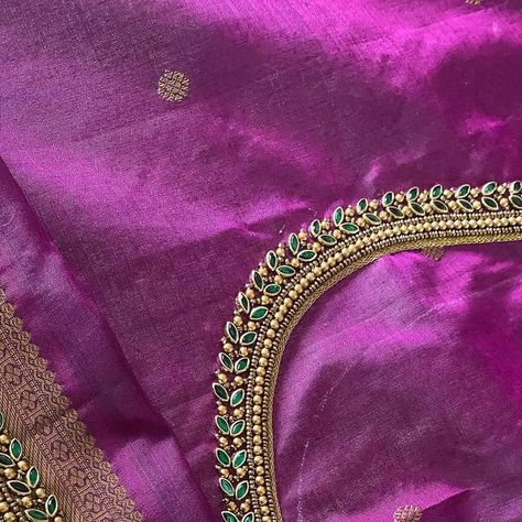 Kundan Stone Aari Work Blouse Design, Aari Blouse Sleeves Design, Latest Fashion Blouse Designs, Simple Aari Work Blouse Design, Arya Work, Simple Aari Work Blouse, Embroidery Drawings, Simple Aari Work, Aari Work Blouse Design