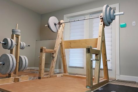 Diy Home Gym On A Budget, Homemade Workout Equipment, Concrete Weights, Homemade Gym, Diy Exercise Equipment, Homemade Gym Equipment, Small Home Gyms, Home Gym On A Budget, Home Made Gym