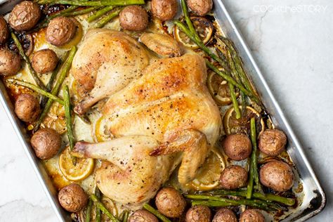 How to make a spatchcock chicken meal with potatoes, asparagus and lemon all on one pan. Potatoes And Asparagus, Potatoes Asparagus, Chicken With Potatoes, Spatchcock Chicken, One Pan Dinner, Sheet Pan Meals, Chicken Potatoes, Pan Dinners, Pan Meals