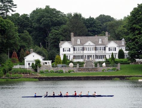 Conneticut Homes Aesthetic, Conneticut Homes Exterior, Connecticut Homes, Connecticut House Aesthetic, Classic Connecticut Home, Conneticut Homes, Greenwich Connecticut Homes, Southern Colonial Homes, Fairfield Connecticut