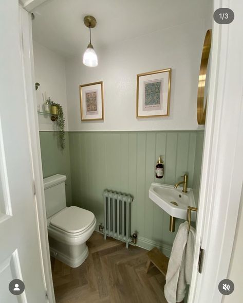 Toilet Decoration Ideas, Small Vintage Bathroom, Understairs Toilet, Have A Good Evening, Cloakroom Sink, Downstairs Ideas, Small Downstairs Toilet, Cloak Room, Toilet Basin