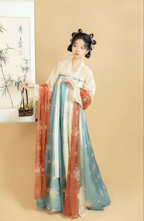 Tang Dynasty Aesthetic, Dynasty Aesthetic, Tang Dynasty Fashion, Tang Dynasty Clothing, Tang Dynasty Hanfu, Asian Clothes, Traditional Asian Dress, Western Outfits Men, Hanfu Traditional