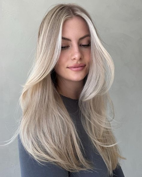 That soft airy blonde vibe >>> Blended mix of highs + lows using @redkenpro shades eq - swipe for the lowlight sauce Styled with a mix of large + medium rollers for that airy touch 🪄 #effortlesshair #creamyblonde #haireducation #blondeinspo #blowout Creamy Blonde With Dimension, Ashy Sandy Blonde Hair, Creamy Blonde With Lowlights, Cool Blonde With Lowlights, Creamy Ash Blonde, Creamy Vanilla Blonde Hair, Blended Blonde Hair, Blonde Low Lights, Silvery Blonde Hair