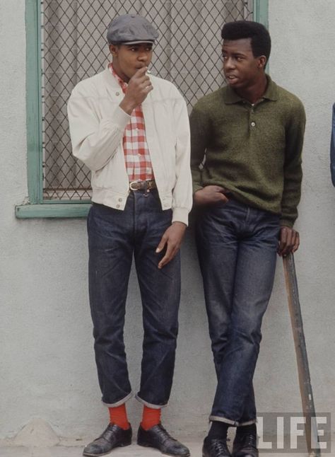 This photo essay of young men in mid-sixties Watts reminds me of the Mods in working class Britain. Trying to rise above their circumstances via fashion and style. 1960s Mens Fashion, Life Magazine Photos, African American Clothing, 1969 Fashion, Don Pedro, Black Ivy, Men's Denim Style, Ivy League Style, Vintage Man