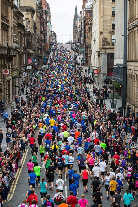 the best 10K races in the UK 10k Race, Bristol Harbour, Swansea Bay, Mo Farah, Glasgow Green, Gower Peninsula, Cairngorms National Park, London Marathon, Picture Postcards