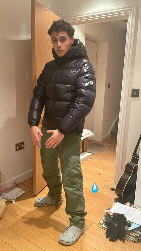 Moncler Jacket Outfit Men, Moncler Puffer Jacket Outfit Men, Mens Puffer Jacket Street Style, Moncler Outfit, Puffer Jacket Men Streetwear, Puffer Jacket Outfit Men Streetwear, Shiny Puffer Jacket Outfit Men, Chav Style, Men’s Black Puffer Jacket Outfit