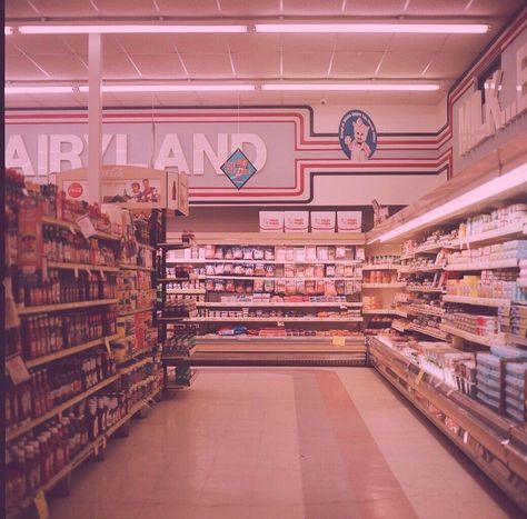 Vintage Pink supermarket shopping Store Aesthetic, Pink Photography, Aesthetic Stores, Photo Wall Collage, Retro Aesthetic, Aesthetic Vintage, Pink Lips, Pastel Aesthetic, Vintage Aesthetic