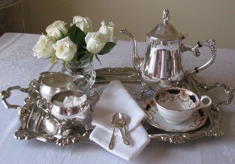 Elegant Tea Time..... Silver Tea Service, Tea Service Set, Table Wear, Silver Tea Set, Butler Tray, High Tea Party, My Tea, Dinner Table Decor, English Tea