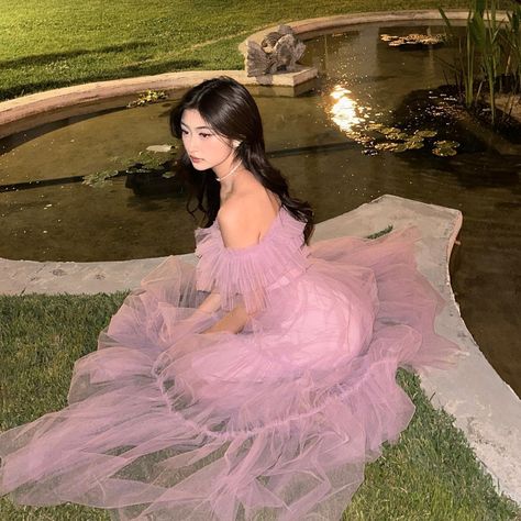 Pond Aesthetic, Julia Ma, Pre Debut Photoshoot, Lavender Heels, Debut Photoshoot, Luxury Purple, Heels Glitter, Prom Eye Makeup, Prom Poses