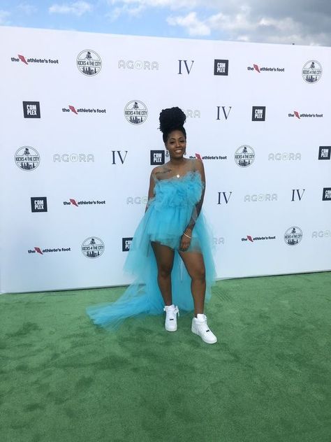 10 Sneaker Ball Outfits for the Modern Woman Sneaker Ball Outfit Black Women, Cute Sneaker Ball Outfits, Blue Sneaker Ball Dresses, Homecoming Dresses With Sneakers, Sneaker Ball Outfit Ideas Women, Sneaker Gala Outfit Black Women, Sneaker Ball Dresses, Sneaker Ball Attire, Sneaker Ball Party Outfit