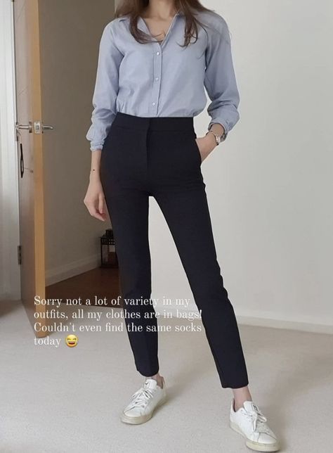 Programmer Outfit Women, Gender Neutral Business Casual, Programmer Outfit, Programmer Woman, Neutral Business Casual, Attire Guide, Work Fits, Woman Outfit, Business Casual Outfits For Work