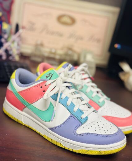 How To Style Nike Multi-Colored Dunks Candy Aesthetic, Skirts With Sneakers, Disney Lifestyle, Her Closet, Fashion Tag, Fancy Shoes, Comfy Shoes, Classic Sneakers, How To Style