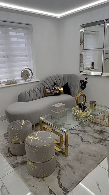 Sofa Color Ideas, Classy Living Room, Living Room Decor Gray, Gold Living Room, Apartment Living Room Design, Luxury House Interior Design, Elegant Curtains, Living Room Sofa Design, Home Decor Crate