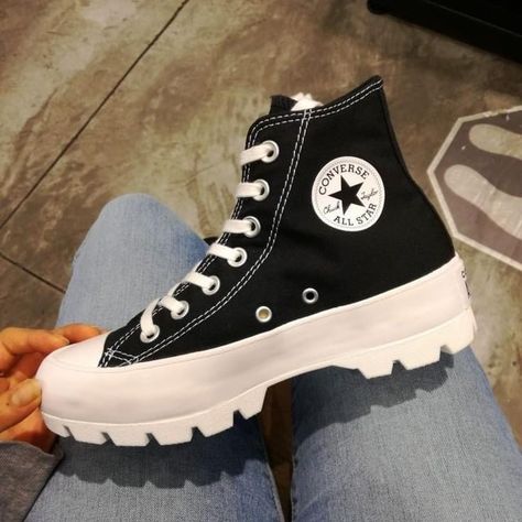 Chunky Converse, Cute Converse Shoes, Chuck Taylor All Star Lugged, Cute Converse, Trendy Shoes Sneakers, Shoes Converse, Hype Shoes, Girly Shoes, Aesthetic Shoes