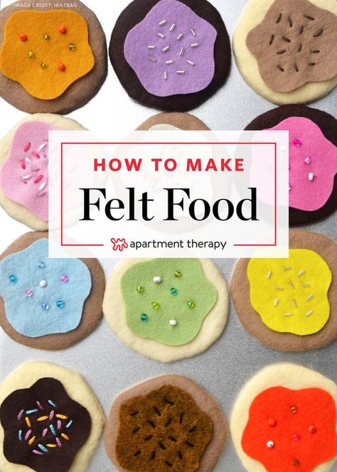 Over 150 patterns and tutorials to make your own, adorable felt food. Fabric Food Toys, Homemade Play Food, Diy Play Kitchen Accessories, Felt Food Patterns Free Templates, Diy Felt Play Food, Diy Play Food, Felt Food Patterns Free, Felt Food Pattern, Easy Felt Crafts