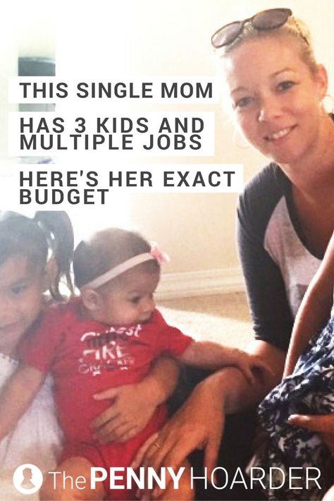 Wondering how to budget as a single mom? Here’s this mom’s exact budget -- and how she and her three young kids are thriving on $44,000 per year. @thepennyhoarder Single Mom Finances, Single Parent Quotes, Single Mom Living, Single Mom Budget, Single Mom Help, Single Mom Inspiration, Single Working Mom, Single Mom Tips, The Penny Hoarder