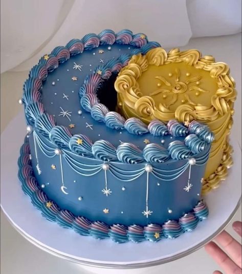 Starry Cake, Chocolate Banana Cupcakes, Cherry Blossom Cake, Blossom Cake, Icing Ideas, Letter Cake, Banana Cupcakes, Tart Baking, Leftover Cake