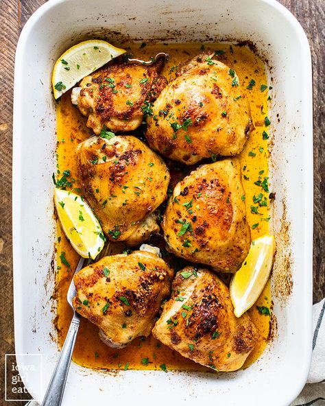 Chicken Thigh Cutlet Recipes, Best Baked Chicken Thighs, Cast Iron Roasted Chicken, Best Baked Chicken, Juiciest Chicken, Undercooked Chicken, Gf Meals, Df Recipes, Oven Baked Chicken Thighs