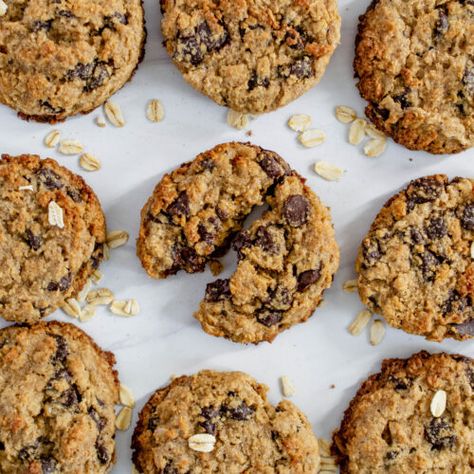 Sugar Free Oatmeal Chocolate Chip Cookie, Low Carb Oatmeal Cookies, Low Calorie Oatmeal, Sugar Free Oatmeal, Low Carb Oatmeal, Gluten Free Oatmeal Cookies, Chocolate Chip Oatmeal Cookies, Banana Chocolate Chip Cookies, New Food Ideas