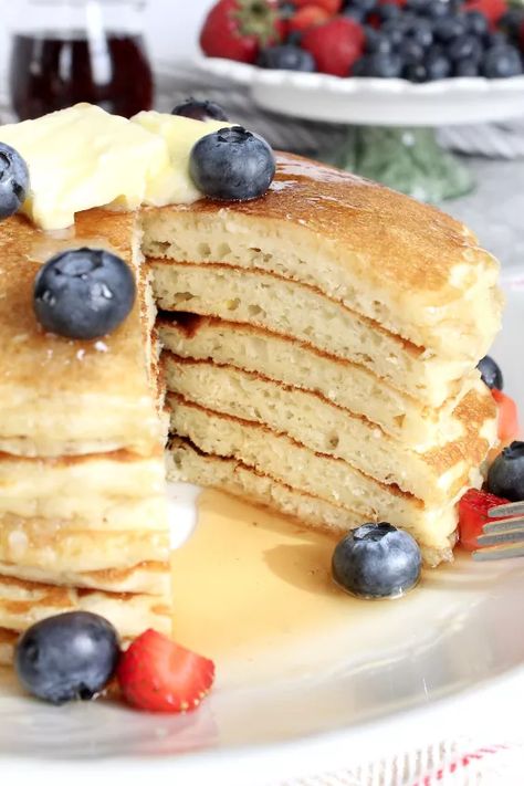 I love diner pancakes, but dining out is too pricey to do as often as I like. They are more budget friendly when made at home, and it’s easy too! Eating these pancakes make me feel like I’m at the diner.These pancakes are tender, fluffy, and have the perfect texture. This is all made possible without any buttermilk. Instead, vinegar replaces the buttermilk and reacts with the baking soda to provide leavening. And NO! There is no taste of vinegar whatsoever!I love making pancakes using… Pancakes With Baking Soda, Diner Pancakes, Vegetarian Pancakes, Best Pancakes, Making Pancakes, Pancake Warmer, How To Cook Pancakes, How To Make Pancakes, Breakfast Treats