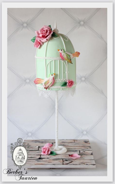 Birdcage - Cake by Berber's Taarten Antigravity Cake, Birdcage Cake, Daisy Wedding Cakes, Bird Cage Cake, Chocolate Cake Toppers, Cake Structure, Single Tier Cake, Gravity Defying Cake, Fondant Cake Designs