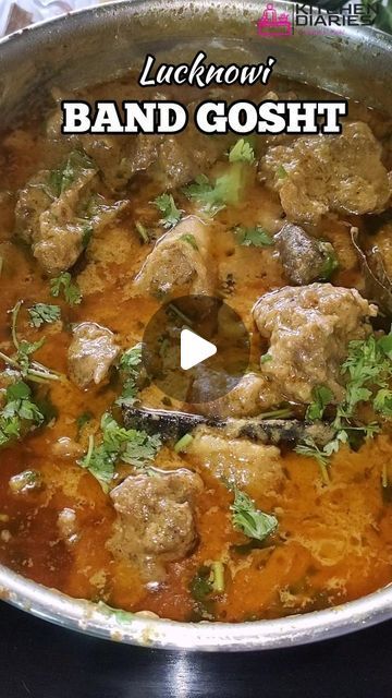 Sana Imtiyaz | Home Chef on Instagram: "✨ Lucknow Famous Band Gosht Recipe || Awadhi Mutton Curry✨

~ If you're obsessed with mutton recipes,you need to try out this recipe❗

~ Lucknow the land of Awadhi Cuisine has much more to offer than what meets the eye.
The Awadhi Mughlai Cuisine has its own class.
The Band Gosht is a goldish yellow curry which gives you a unique concoction of mughlai spices.
The mutton is slow cooked in lots of onion & curd on "Dum", hence the name Band (closed) Gosht.
Do try this delicious mutton recipe & give us your feedback.

↪️ Here's how to make it ⤵️

• Mutton - 1 kg ( with bones)
• Oil - 1 cup 
• Onion - 4 to 5 (sliced)
• Whole spices: Bay leaves - 2 , Cinnamon sticks - 2 , Green cardamom - 4 , Black cardamom - 2 , Cloves - 4 , Pepper corn - 5 to 6, 
Mace - Awadhi Cuisine, Mughlai Cuisine, Mutton Recipe, Gosht Recipe, Black Cardamom, Mutton Curry, Whole Spices, Green Cardamom, Yellow Curry