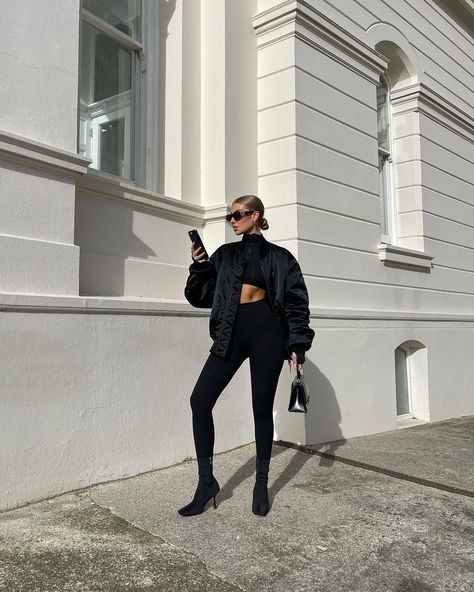 Jess Hunt on Instagram: “Some more” Jess Hunt Black Outfit, Leggings And Heels Outfit, Jess Hunt Outfit, Platform Boots Outfit, Black Street Style, Black Jacket Outfit, Story Content, Jess Hunt, Grunge Fits