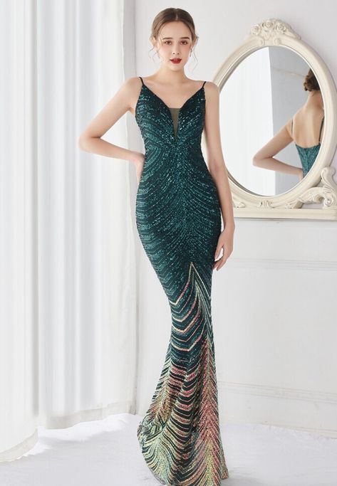 Item NO.: KL_19096-3Price: US$ 33.40Category: Dresses > Evening DressesColor: GreenSize: S, M, L, XL, 2XLTag: 2021 Hot Sale, Wholesale Womens ClothingDescription: Material:Polyester+SpandexDetail: This Elegant Green Shining Sequins V Neck Strapless Slim Formal Cocktail Party Evening Gown is a must buy item for women. It is Shining Sequins V Neck Strapless Slim. It is made of Polyester+Spandex . Great design and good cut make it comfortable to wear. We offer cheap Evening Dress with the latest fa White Sequin Dress Long, White Sequin Dress, Fishtail Maxi Dress, Long Sequin Dress, White Evening Dress, Glitter Dress, Mermaid Dress, Maxi Dress Party, Long Prom Dress