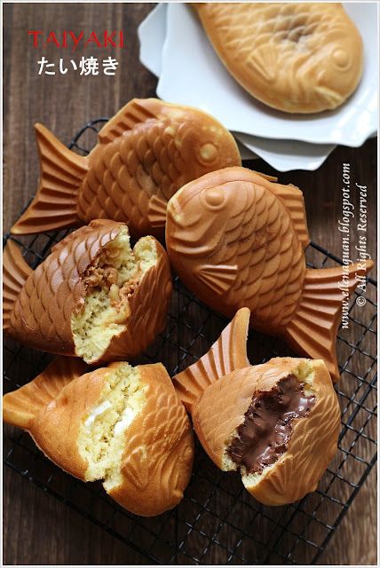 Cuisine Paradise | Singapore Food Blog - Recipes - Food Reviews - Travel: Taiyaki (たい焼き) Japanese Pancake, Mapo Tofu, Pancake Maker, God Mat, Japanese Dessert, Think Food, Asian Desserts, Japanese Sweets, Japan Food