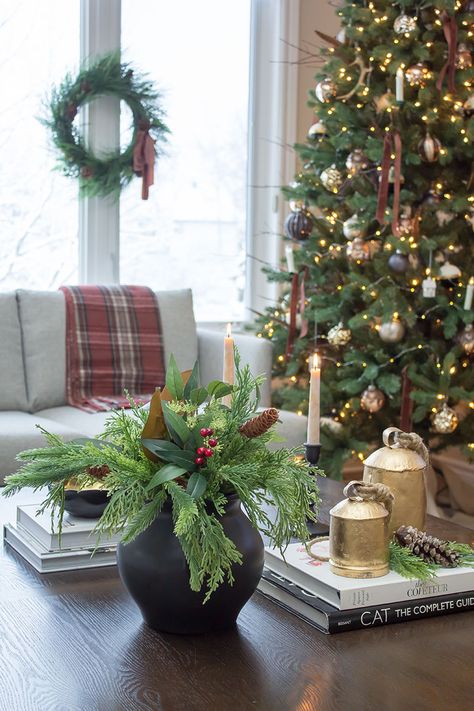 Moody, classic Christmas home tour. Curated Christmas Decor, Classic Modern Christmas Decor, Transitional Holiday Decor, Cloche Christmas Ideas, Christmas Tour Of Homes, Christmas Home Tours Inspiration, Christmas Home Tours 2024, Ralph Lauren Christmas Decor, How To Decorate A Christmas Tree