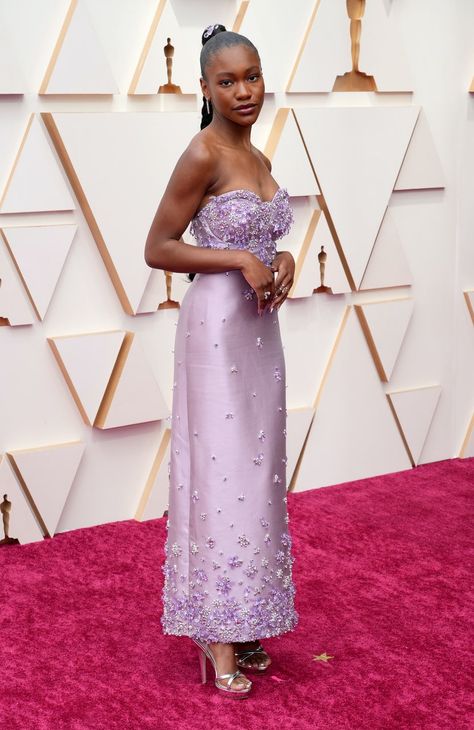 The Best 2022 Oscars Fashion Looks Celebrate Sartorial Drama Oscars 2022, Carolina Herrera Gown, Academy Awards Red Carpet, Regina Hall, Liya Kebede, Oscars Red Carpet, Maggie Gyllenhaal, Oscar Fashion, Amy Schumer