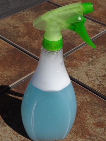 DIY Alternative for Weed-B-Gone or RoundUp: Homemade Recipe is Effective and Safe - The Thrifty Couple Vinegar For Weeds, Shower Door Cleaner, Lawn Ideas, Diy Household Cleaners, Vinegar Uses, Citrus Essential Oil, Dawn Dish Soap, Vinegar Cleaning, Homemade Recipe